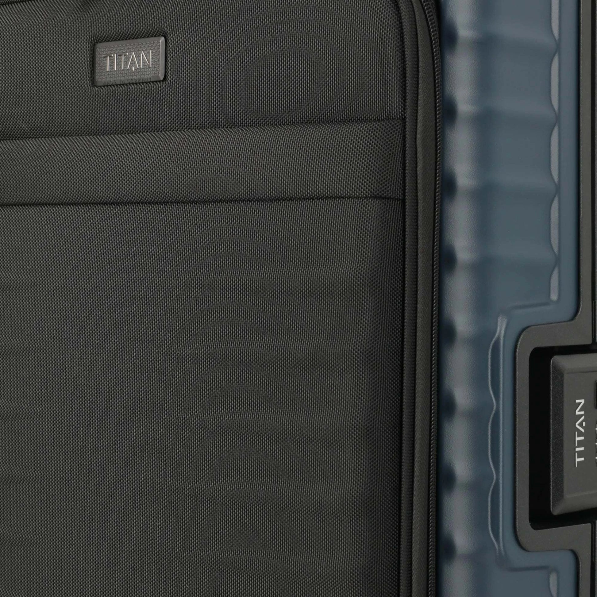 TITAN OVERSEAS 4-Rad-Bordtrolley S+ mit Vortasche 55 cm -Midnight blue KOFFER-PLUS.COM