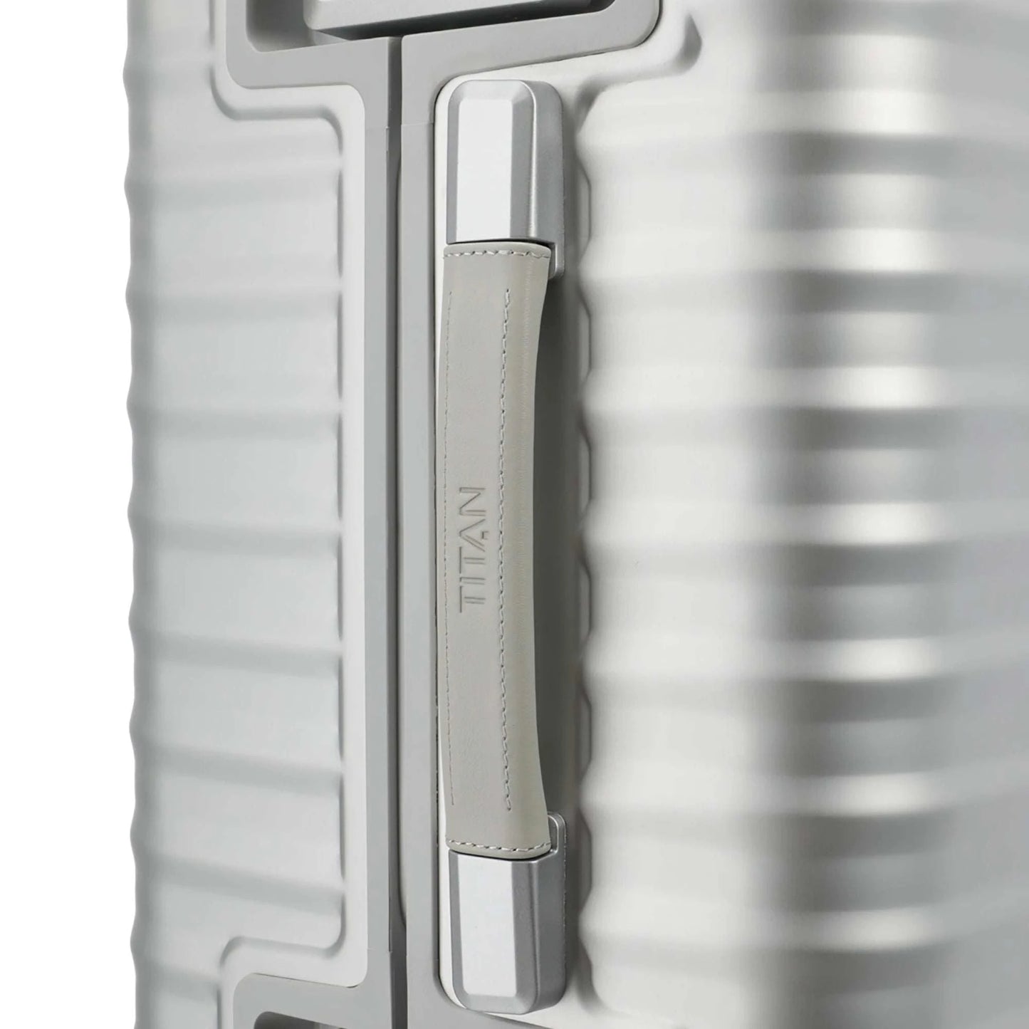 TITAN ETERNITY 4-Rollen-Trolley aus Aluminium L 75 cm -silver KOFFER-PLUS.COM