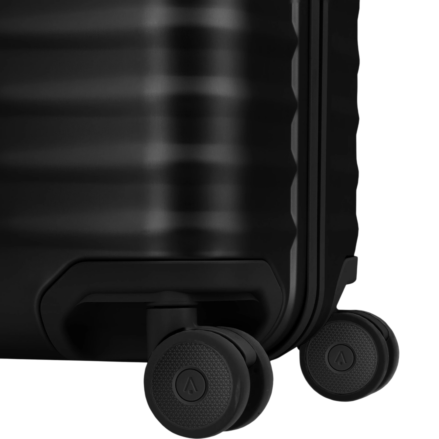 TITAN ETERNITY 4-Rollen-Kabinentrolley aus Aluminium 55 cm -black KOFFER-PLUS.COM