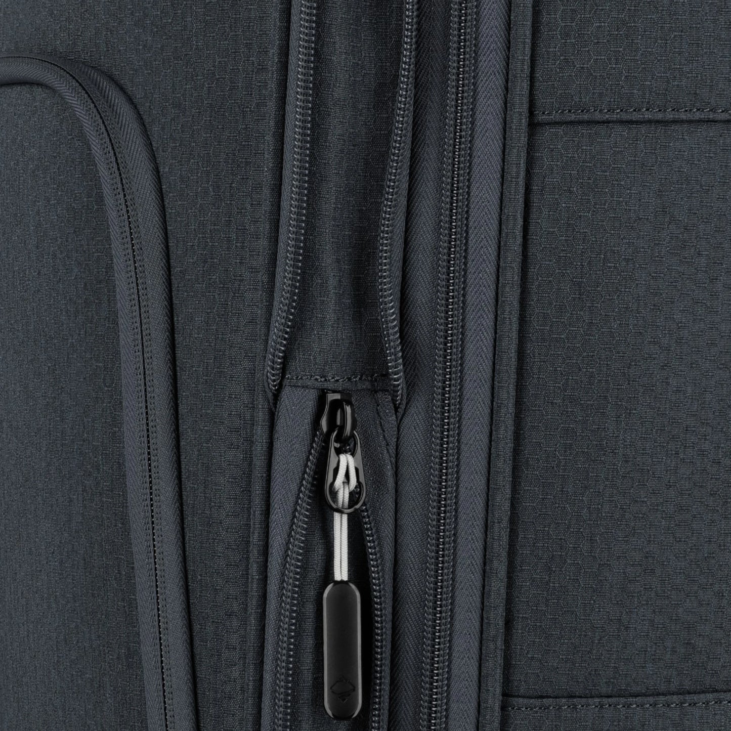 Travelite Kick Off 4-Rollen-Trolley M erw. 67 cm -Anthrazit