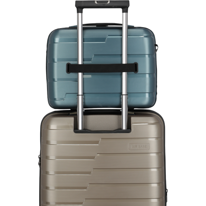 Travelite Air Base Beauty Case 34 cm -Eisblau