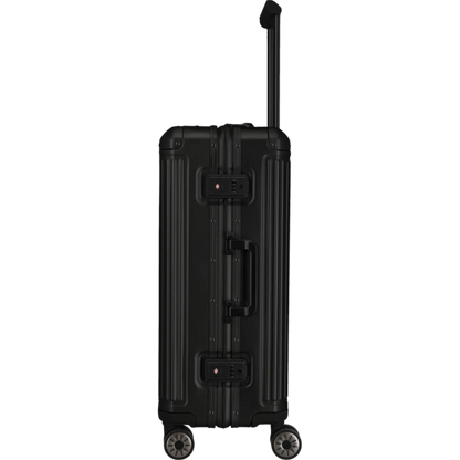 Travelite Next  4-Rollen-Trolley aus Aluminium 67 cm -Schwarz KOFFER-PLUS.COM