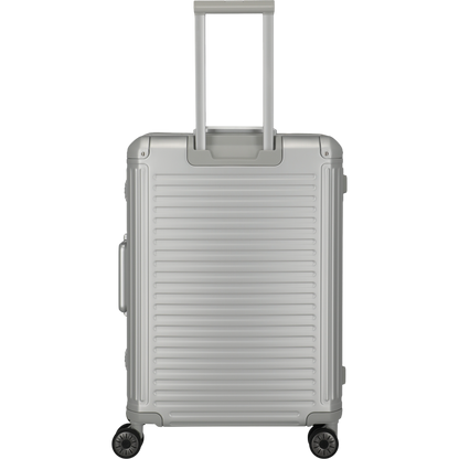 Travelite Next 4-Rollen-Trolley aus Aluminium 67 cm -Silber KOFFER-PLUS.COM