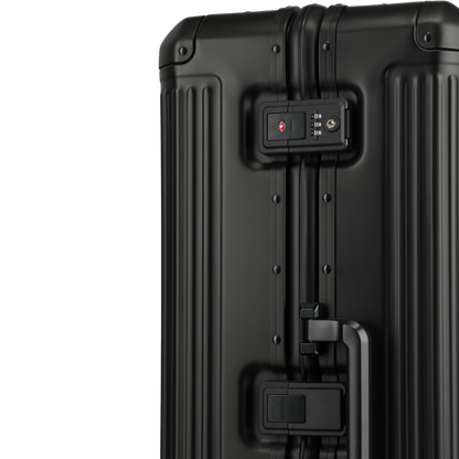 Travelite Next 4-Rollen-Trolley aus Aluminium 77 cm -Schwarz KOFFER-PLUS.COM