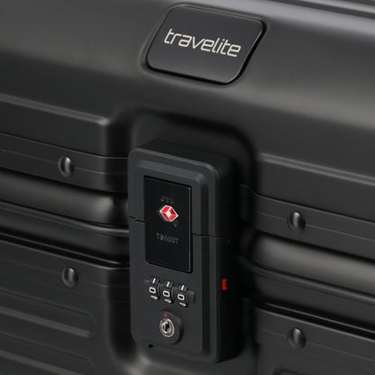 Travelite Next Beauty Case aus Aluminium 38 cm -Schwarz KOFFER-PLUS.COM
