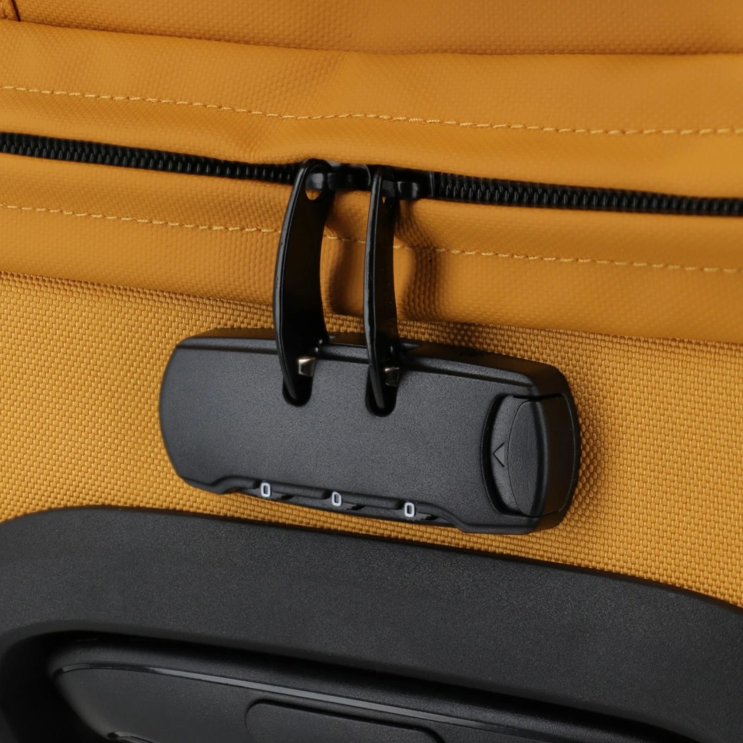 Travelite Bolonia Rollenreisetasche S 53 cm -Yellow KOFFER-PLUS.COM