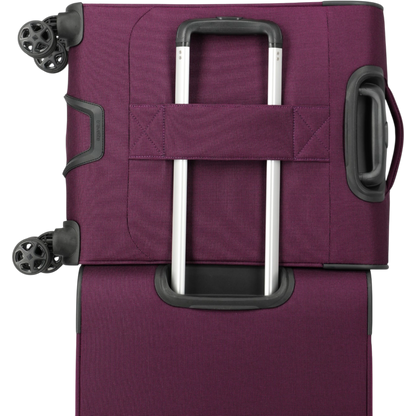 Travelite Cubis 4-Rollen-Handgepäck Koffer S erw. 55 cm -Berry KOFFER-PLUS.COM