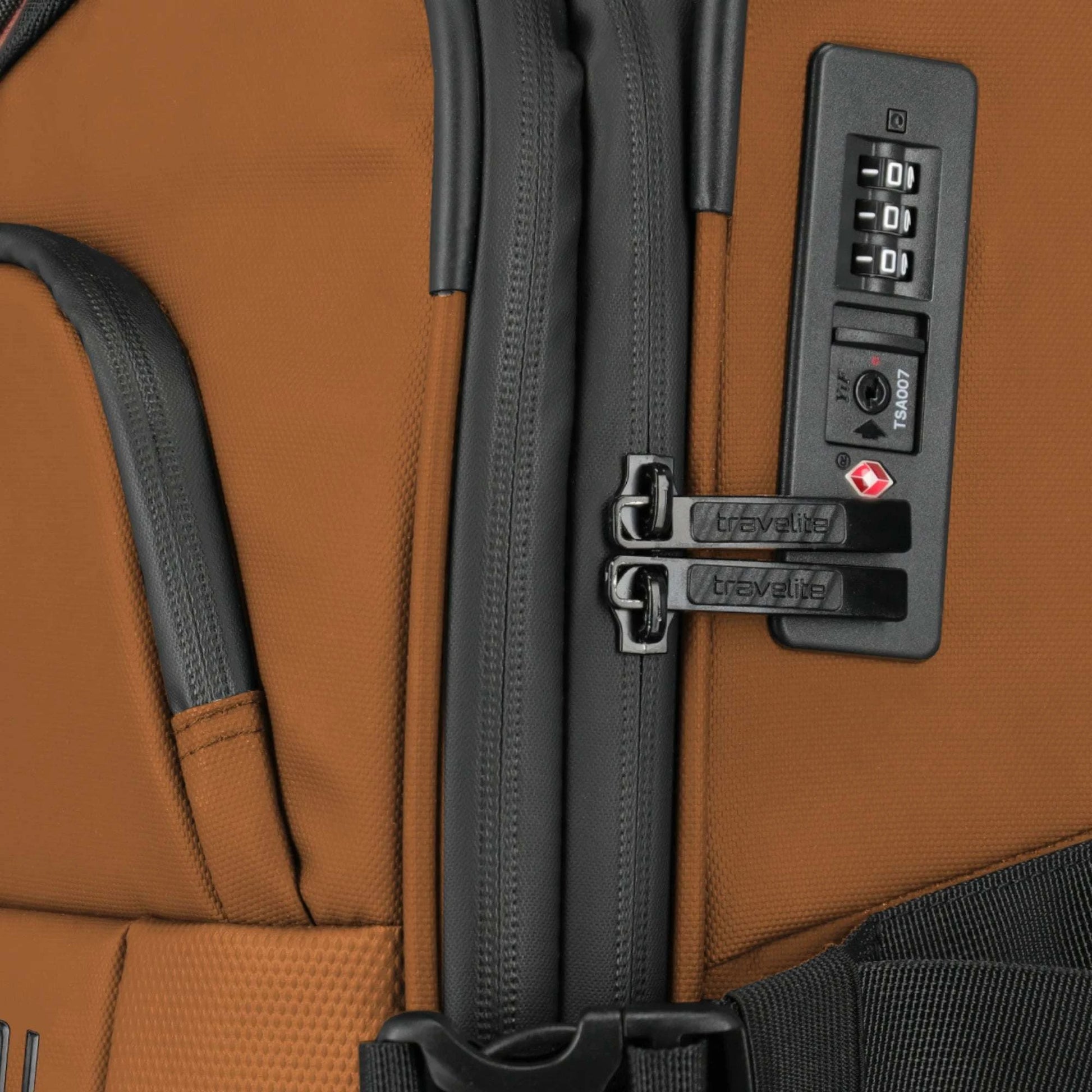 Travelite Briize 4-Rollen-Kabinentrolley S 55 cm -Curry KOFFER-PLUS.COM